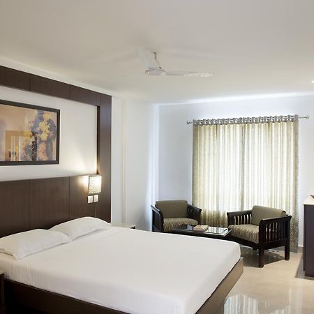 غوروفايور Lalitha Inn المظهر الخارجي الصورة