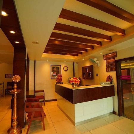 غوروفايور Lalitha Inn المظهر الخارجي الصورة