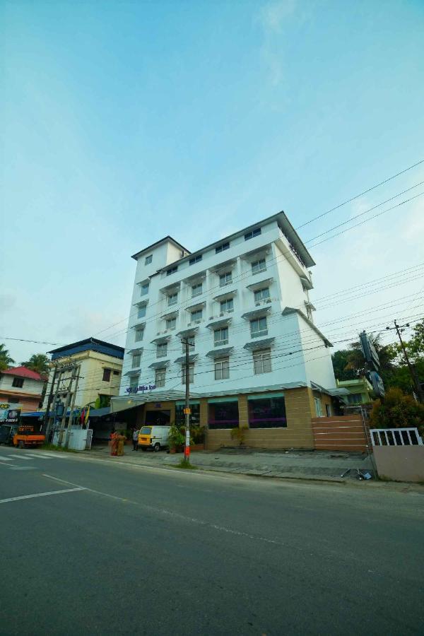 غوروفايور Lalitha Inn المظهر الخارجي الصورة