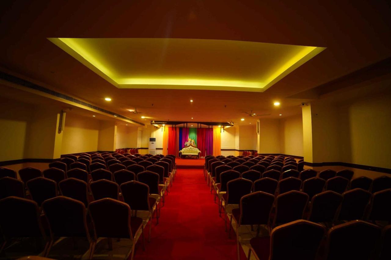 غوروفايور Lalitha Inn المظهر الخارجي الصورة